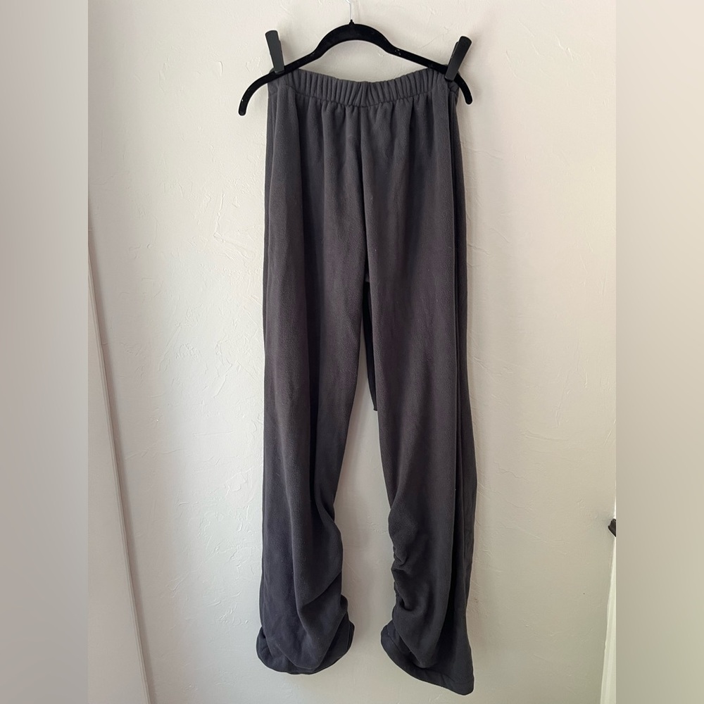 NEW SKIMS FLEECE LOUNGE OVERSIZED STACKED PANTS IN STORM S - Picture 7 of 8